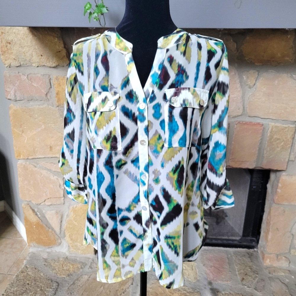 Maurices safari style button down blouse, ikat, Medium